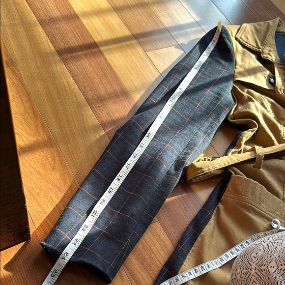 Anthropologie // Harlyn Tan Double-Breasted Trench Coat with Navy Plaid Detail - Picture 15 of 16